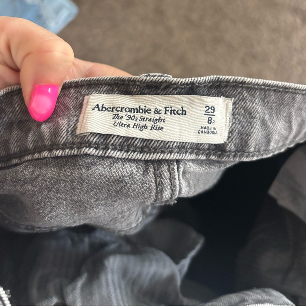 Abercrombie & Fitch 90s Straight Gray Jeans